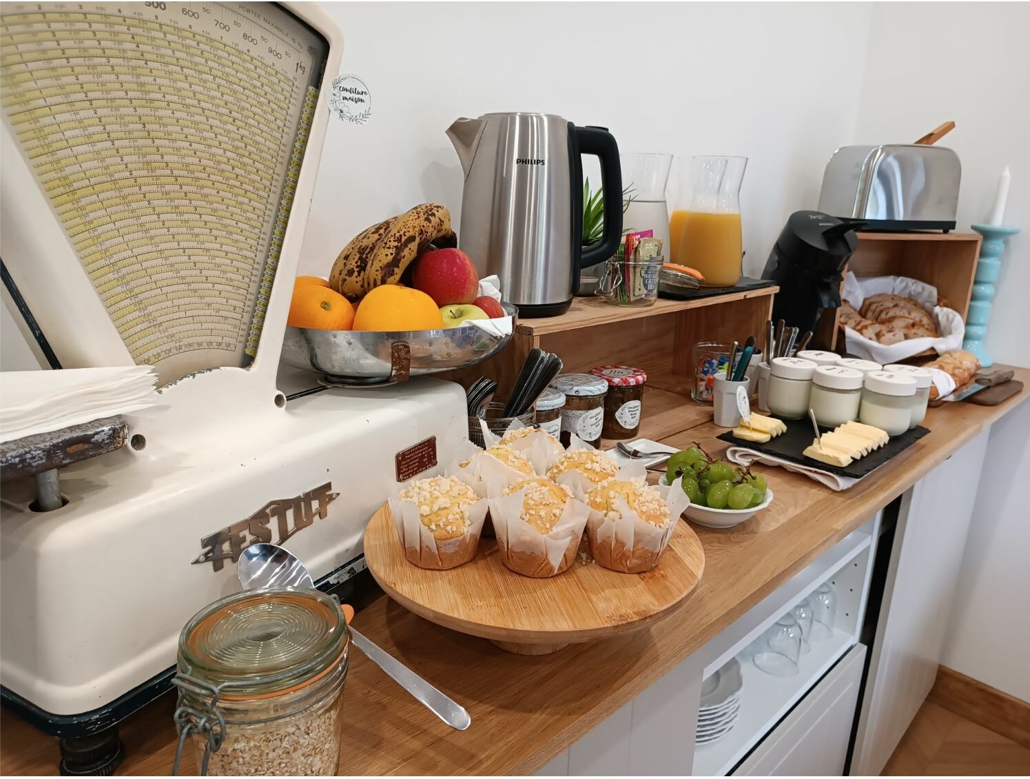 Petit-déjeuner maison au gite Le Jardin De Moulis